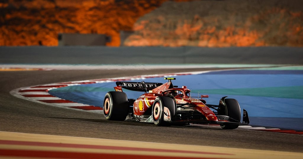 Ferrari Carlosas Sainzas