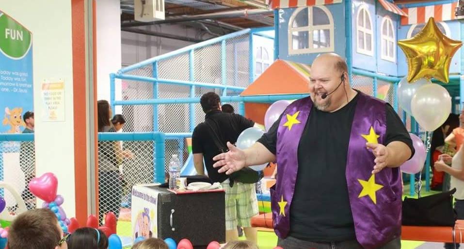 Doodad the Funny Las Vegas Kids Magician Available for Parties and Events