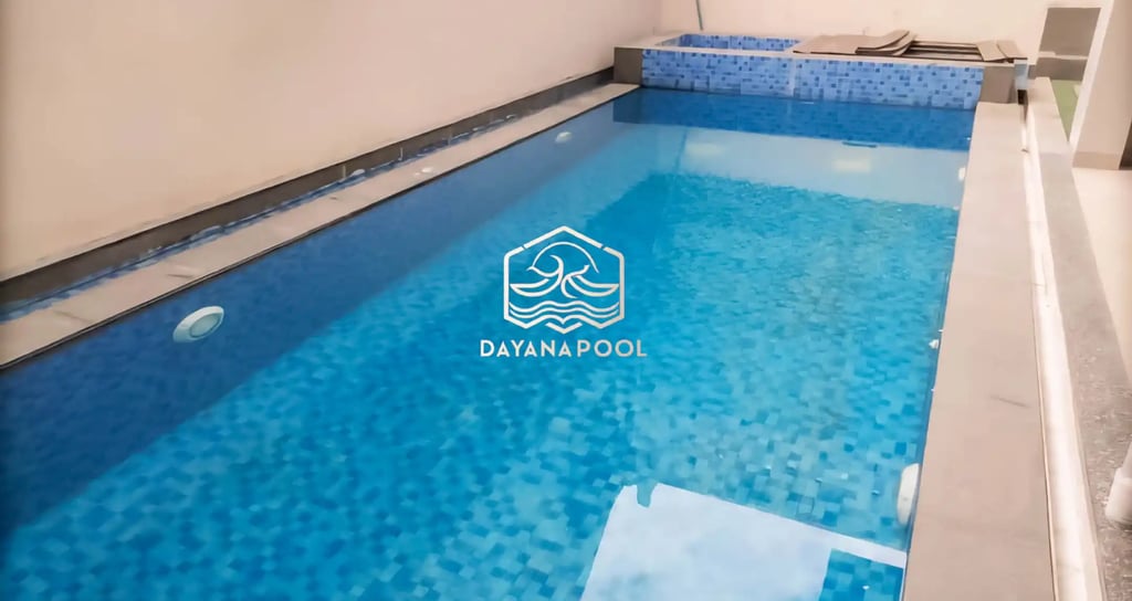 Kolam renang di villa di daerah tasik (hasil dayanapool)
