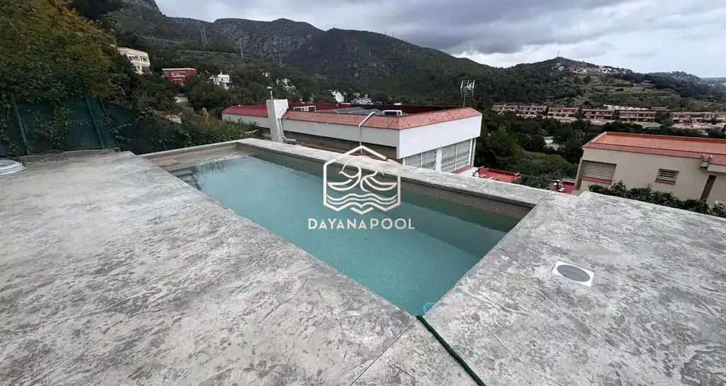 Proses pembuatan kolam Renang Profesional di Bandung bersama Dayanapool