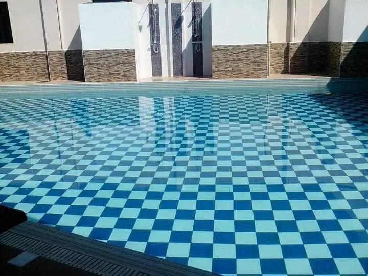 Kolam renang desain elegan di Banyumas buata dari tim dayanapool
