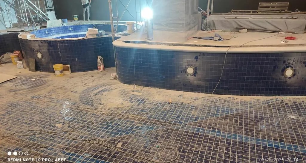 Pembuatan Kolam Renang di Banjar