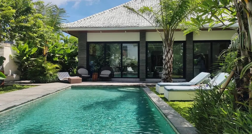 Kolam renang desain elegan di Banjarnegara buata dari tim dayanapool