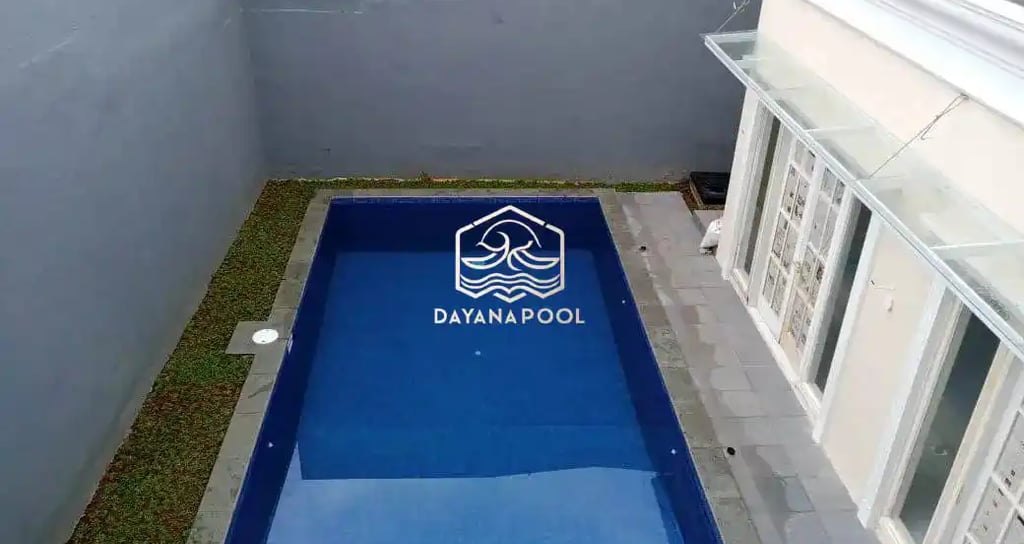 Kolam renang desain elegan di Banjarnegara buata dari tim dayanapool