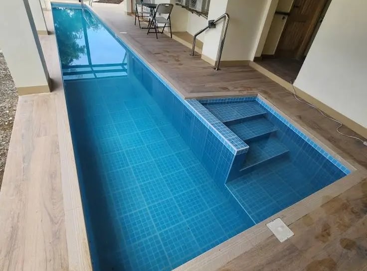 Kolam renang desain elegan di Purworejo buatan dari tim dayanapool