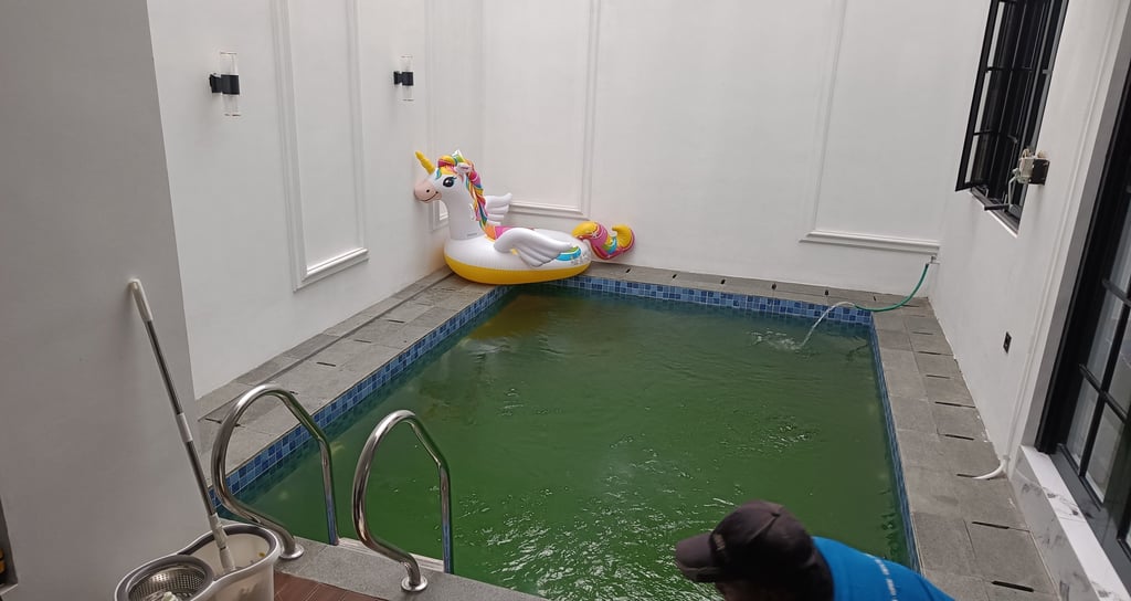 Maintenance kolam renang di Cicaheum oleh dayanapool