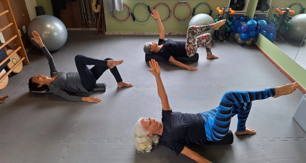 Aula pilates com alunas