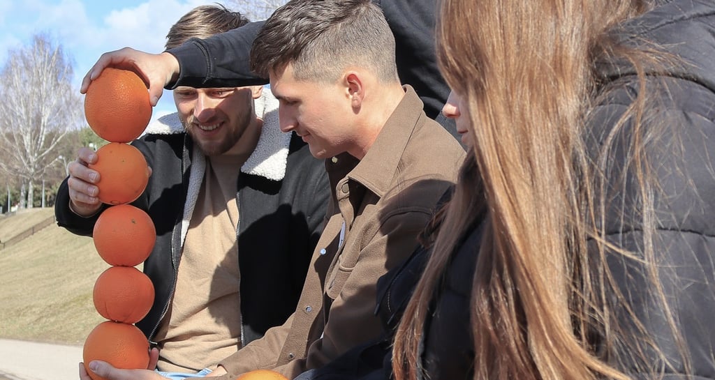 zmones stato boksta is apelsinu