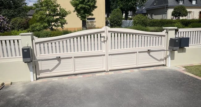 motorisation DEA portail battant
