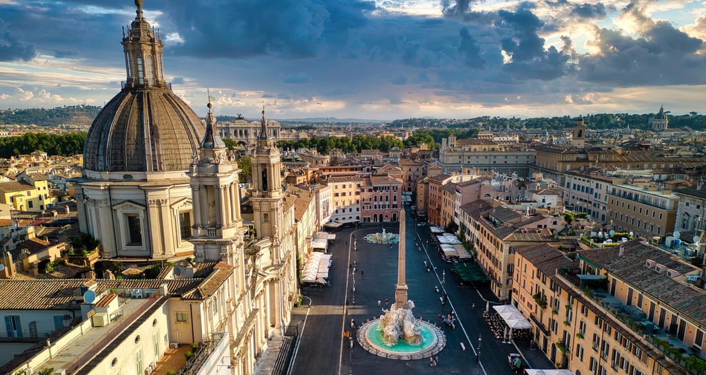 Roma, Piazza Navona ripresa effettuata con i droni  un bellissimo scorcio di Roma 