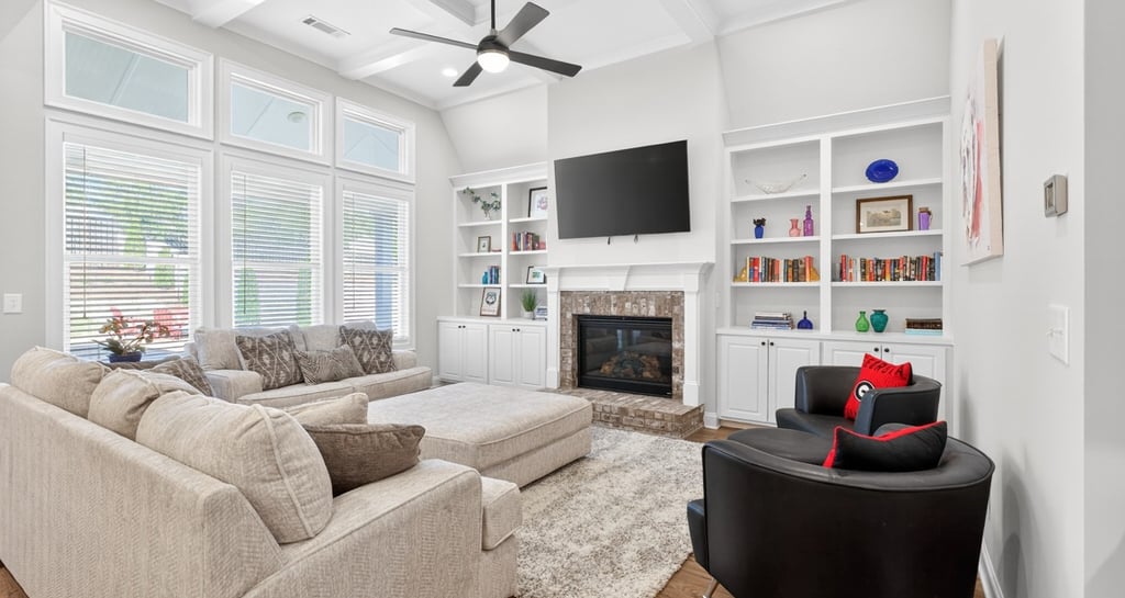 red-rocker-athens-living-rm1