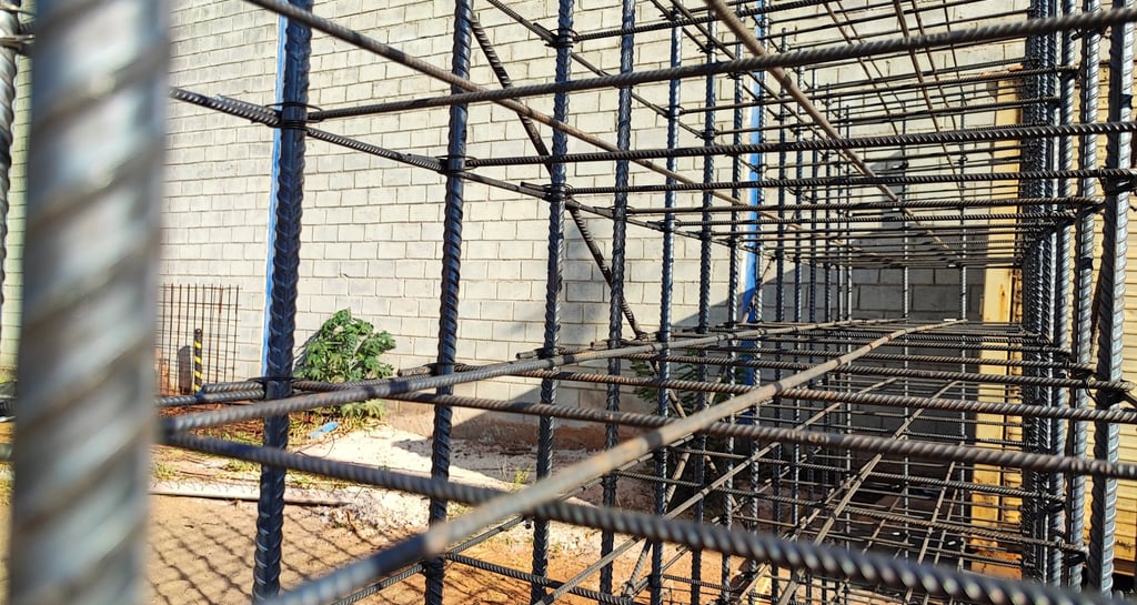 Base com fustes de suporte para Gás GLP