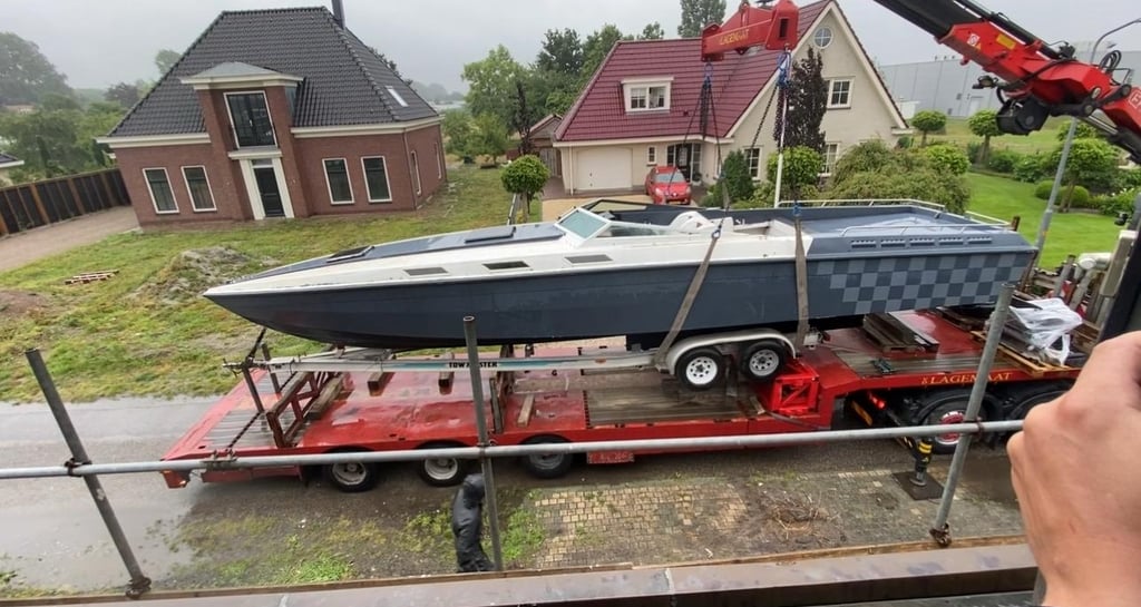 Opkoop van een 14 meter lange Wellcraft powerboot