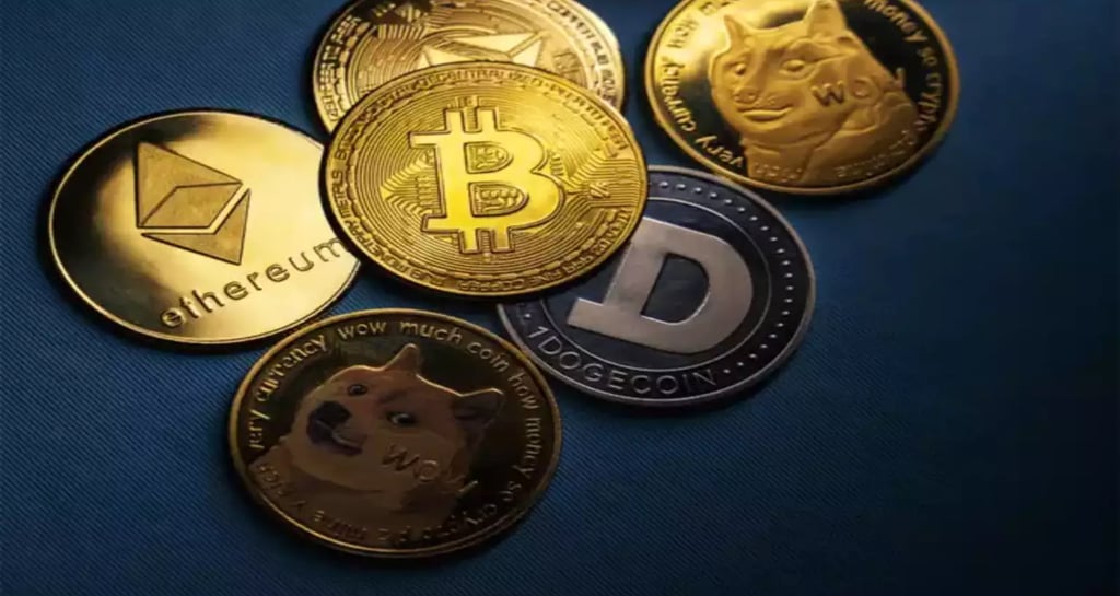 Crypto Under Pressure: Bitcoin’s Crash, Shiba Inu’s Fragile Support, and XRP’s Fight for $2 in 2025
