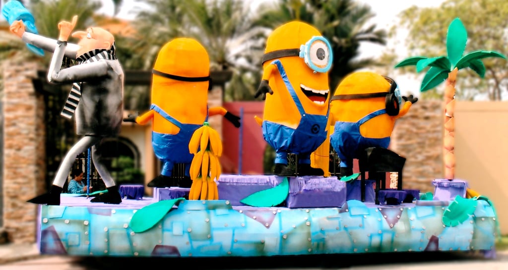 carro alegorico minions