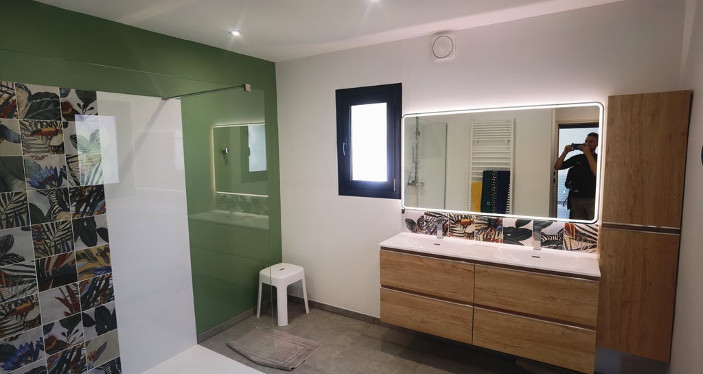 Salle de bain rénovation PMR Porticcio