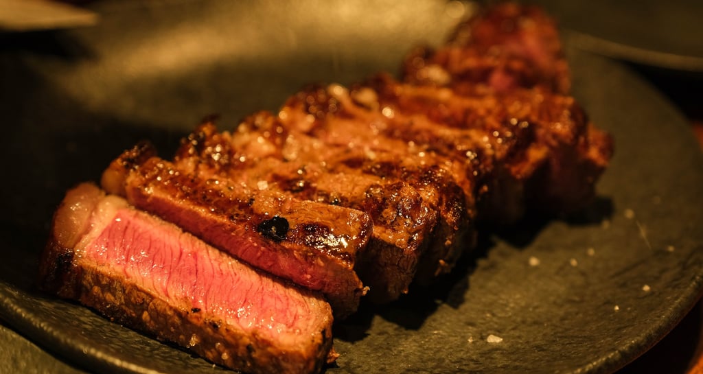 Bife de chorizo do Rincón Escondido, em SP. Foto: Rodrigo Mequelazzo/ Divulgação