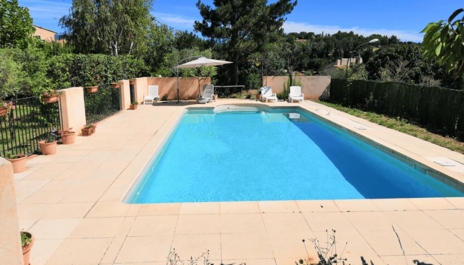 Piscine privée de 5 x 10 m