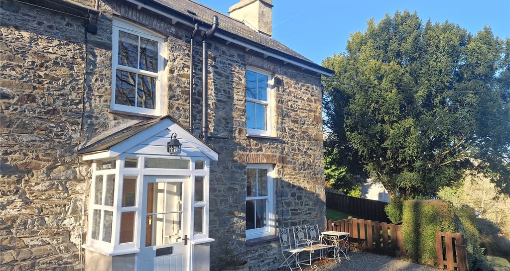 Brynteg Cottage
