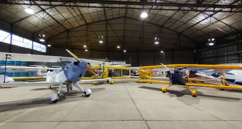 Le hangars aeronautique monument historique de Thise