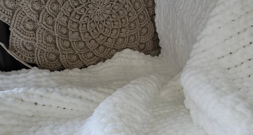 sac à main crochet aalessa laine xl plaids fait main saint valentin fete des meres fete des g