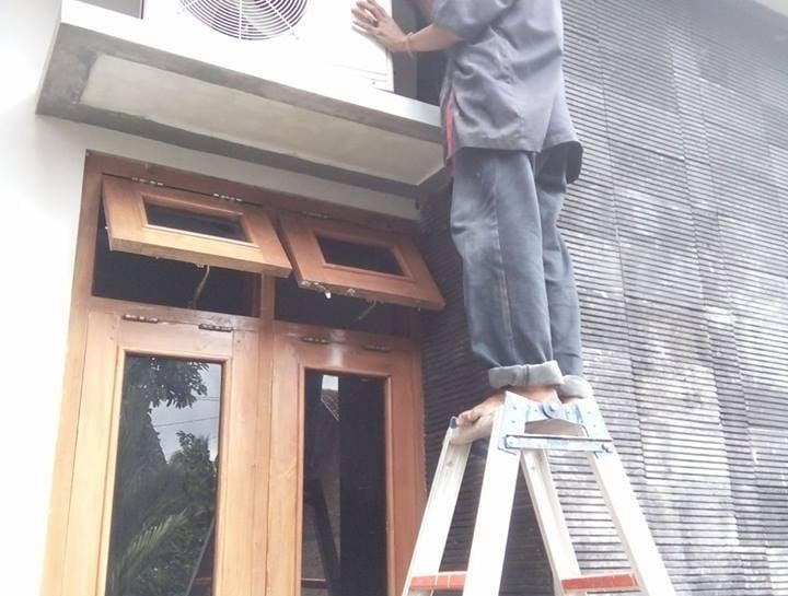 Layanan service AC Jogja buka 24 jam siap panggil kapan saja untuk perbaikan cepat dan terpercaya.