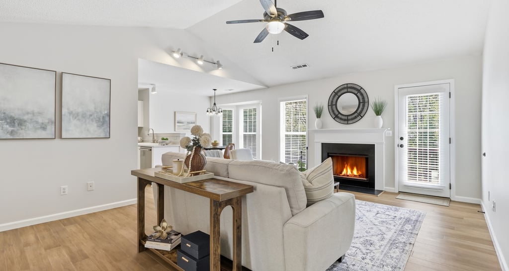simpsonville small open floor plan sold in one day staged by staging house
