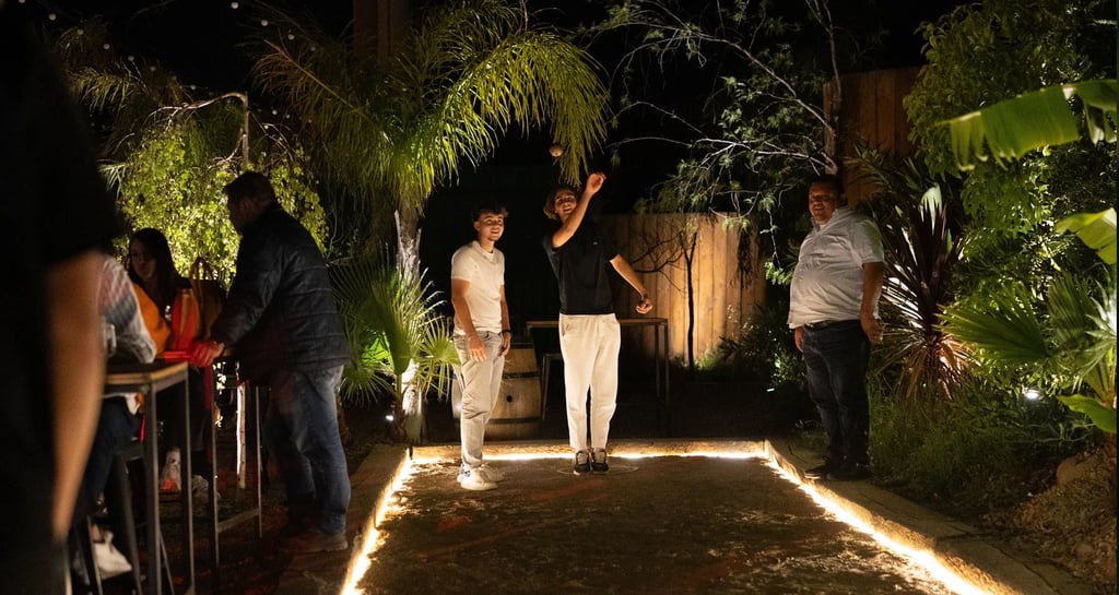 Terrain de pétanque au Restaurant et bar Les Jardins de Beo à Canet-en-Roussillon