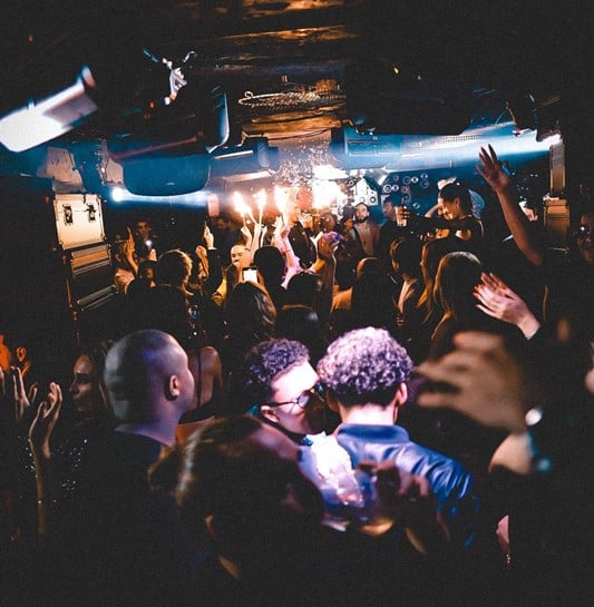 deflower club paris best club paris table booking