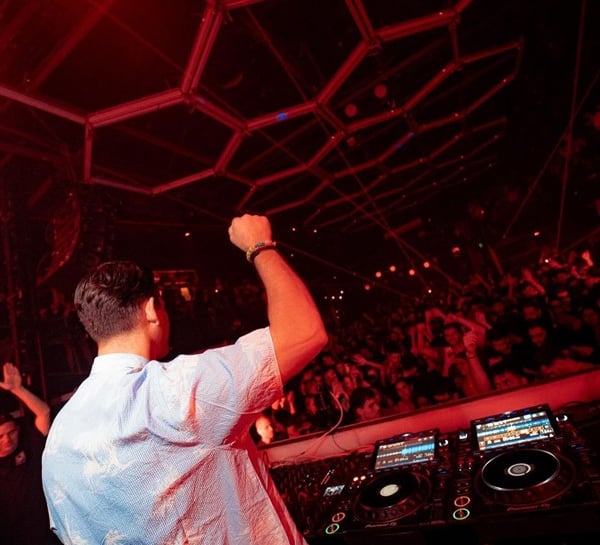 gate club paris best club paris table booking