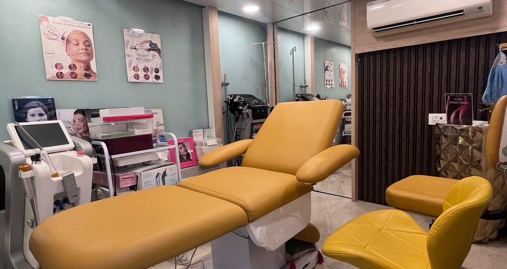 Dr Seema Sheen Aesthetics patient room for skin procedures