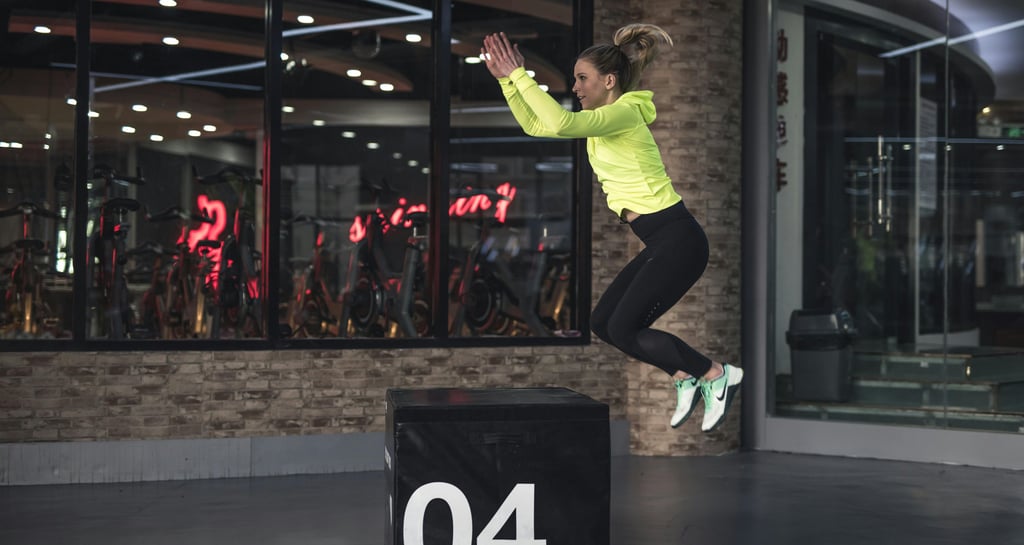 Personal trainer in Los Angeles working with remote assistant from VirtualEZ for scheduling