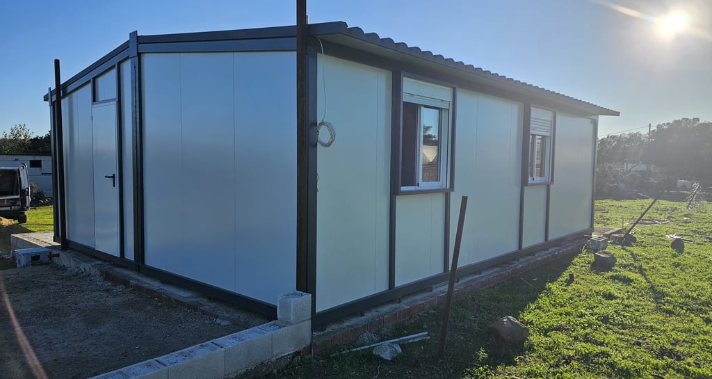 casa prefabricada con pannel Sándwich