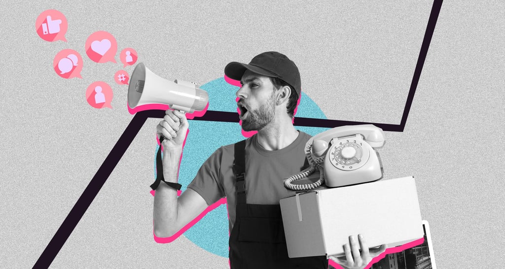 Colagem com homem segurando autofalante com ícones em balões de conversa.