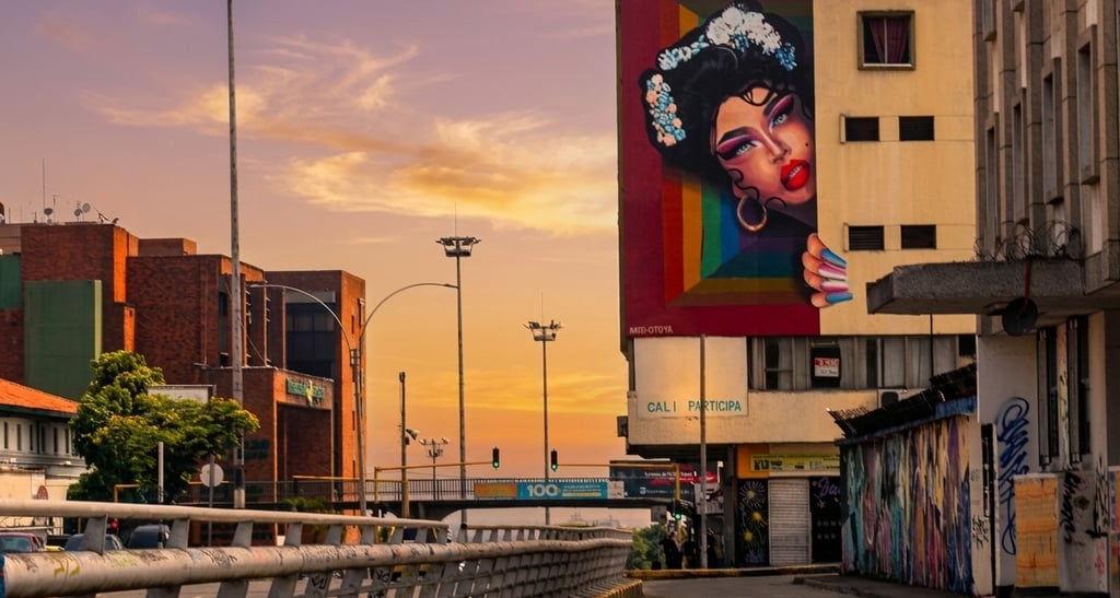 mural calle 5 - atardecer Cali Colombia