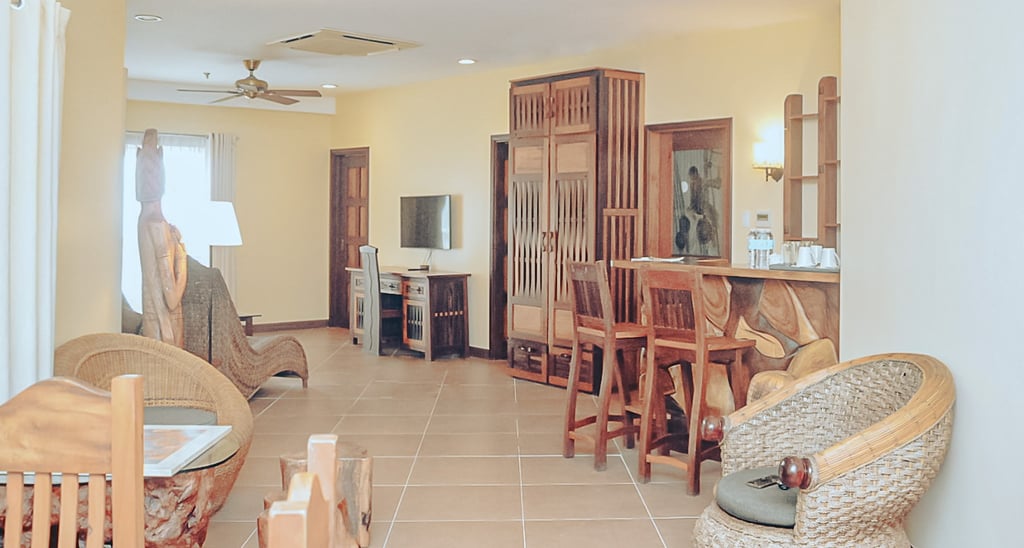 Presidential suite with Coron Island view Corto del Mar