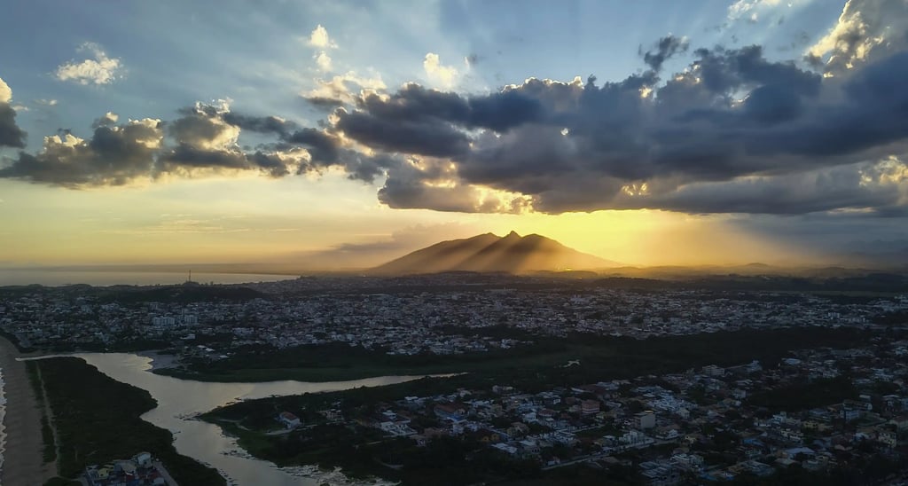 Publicidade e Propaganda aérea de paramotor em Unamar, Barra de São João, Rio das Ostras e Macaé