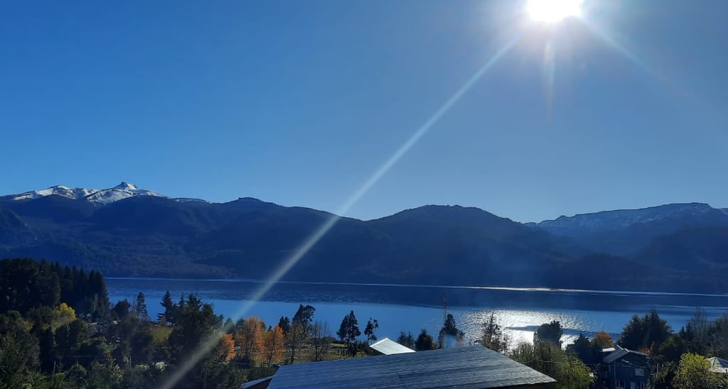 Vistas desde Cabañas Los Maitenes - Villa Traful - Patagonia Argentina