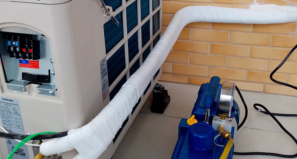 vacuo no sistema, ar-condicionado em instalação