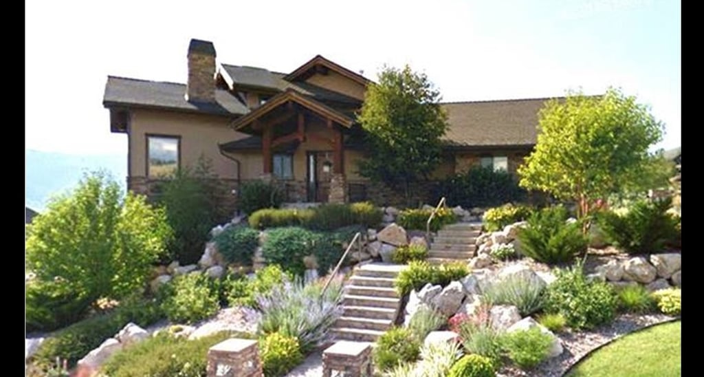 Pineview Timber Frame Mountain Home Front