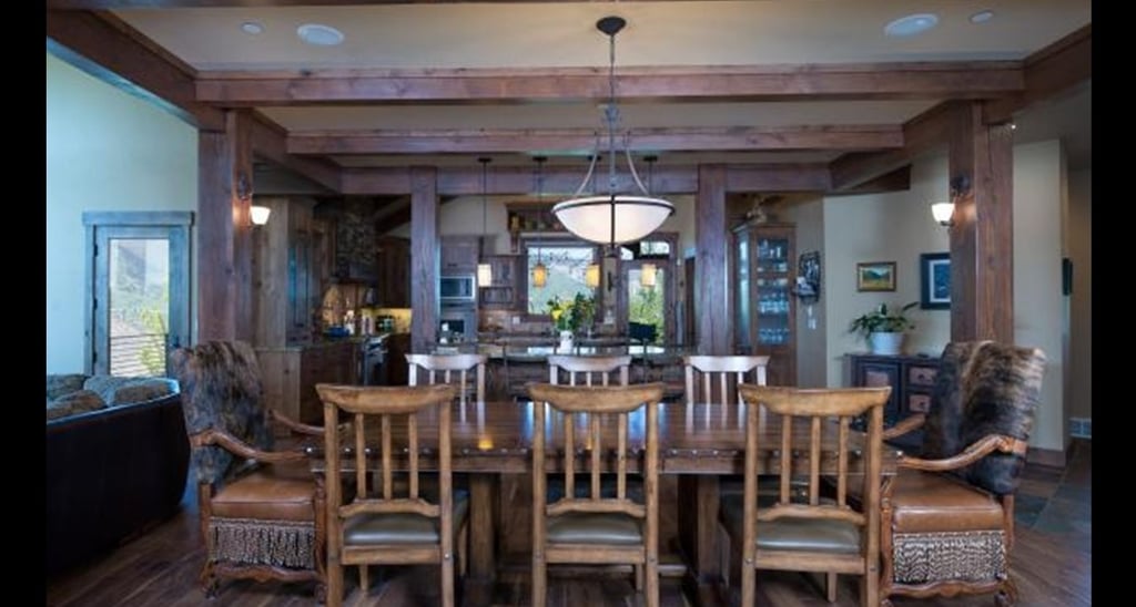 Pineview Timber Frame Mountain Home Dining