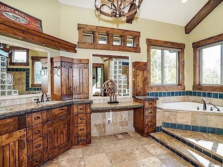 Serenity Hills Timber Frame Mountain Home Ensuite-1
