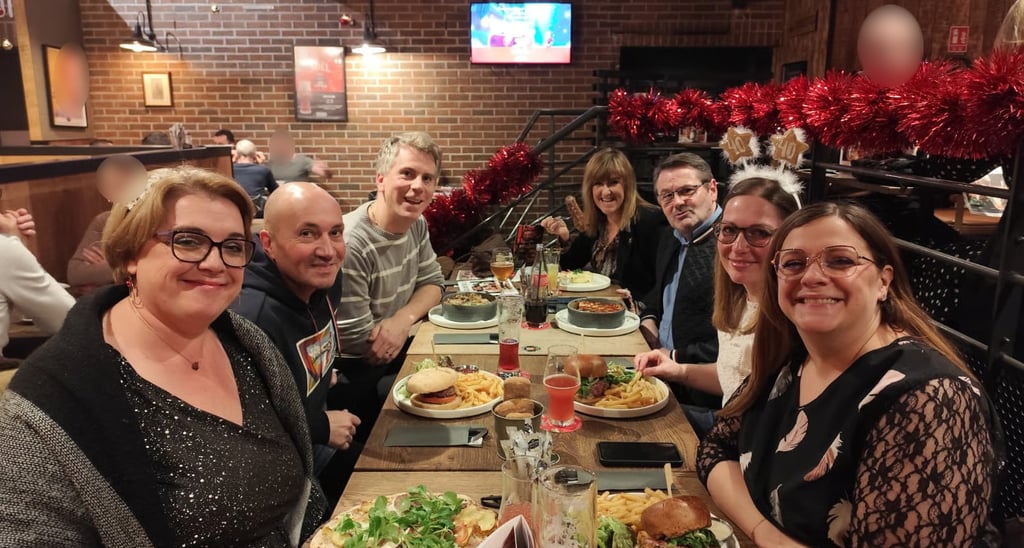 Les Têtes à Plapp' : troupe de théâtre amateur de Plappeville en Moselle : Anniversaire Emilie
