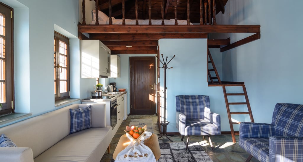 μεζονέτα Τζένα στο Νυμφαίο Φλώρινας