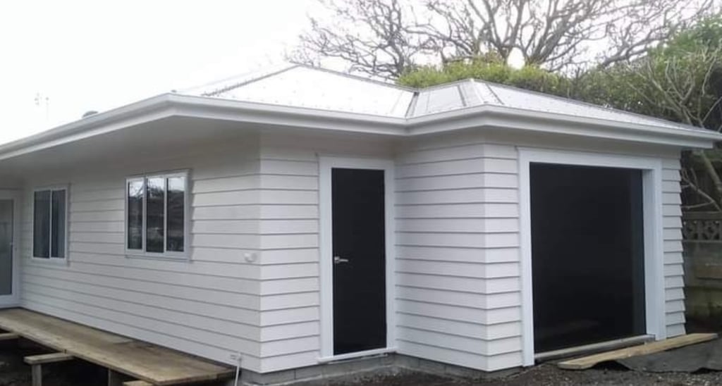 Exterior house painter Auckland - Precision Painting