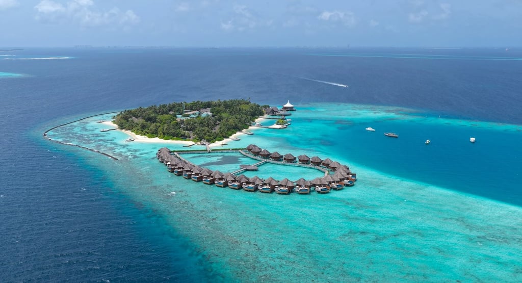 baros maldives island view