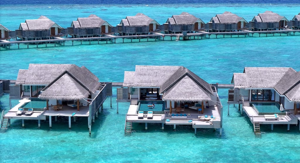 anantara kihavah overwater villas