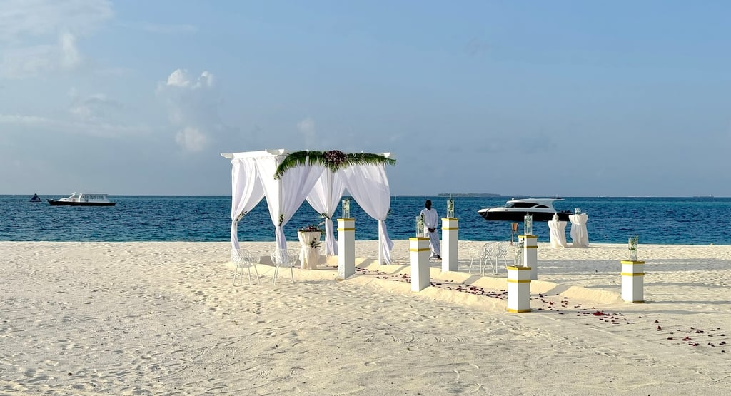 wedding in the maldives huvafen fushi