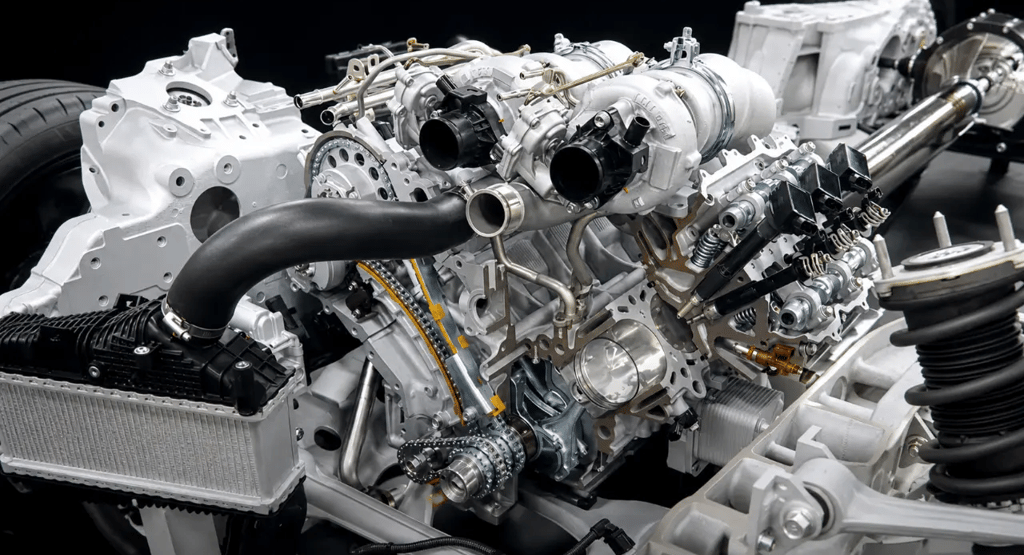 Detalhes do novo motor V8 4.0 biturbo da Toyota que promete mais de 640 cv de potência.