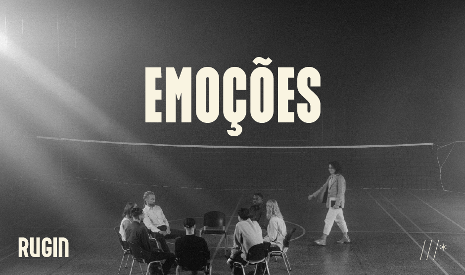 banner rugin "emoções". grupo reunido em quadra esportiva sentados em cadeiras.